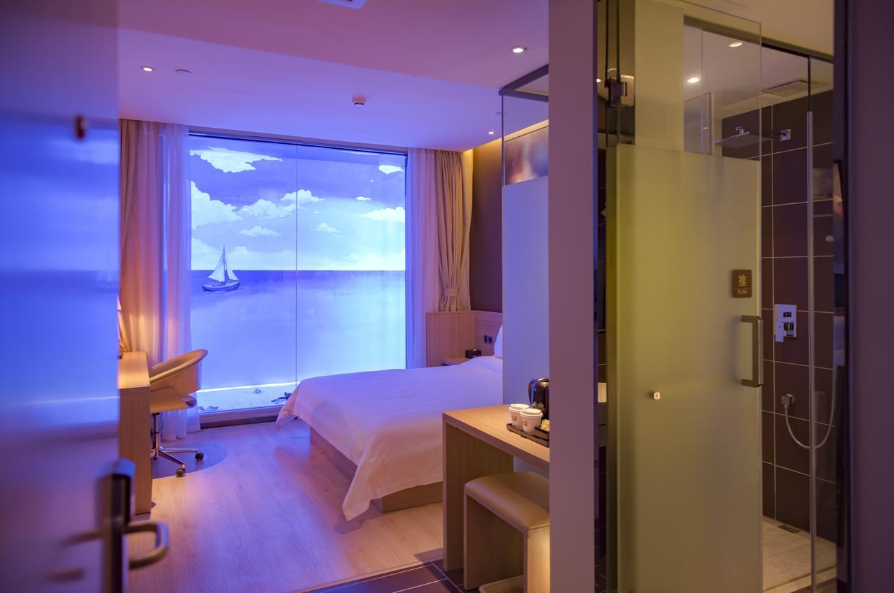 Iu Hotel Xian Xijing Hospital Tonghuamen Subway Station מראה חיצוני תמונה