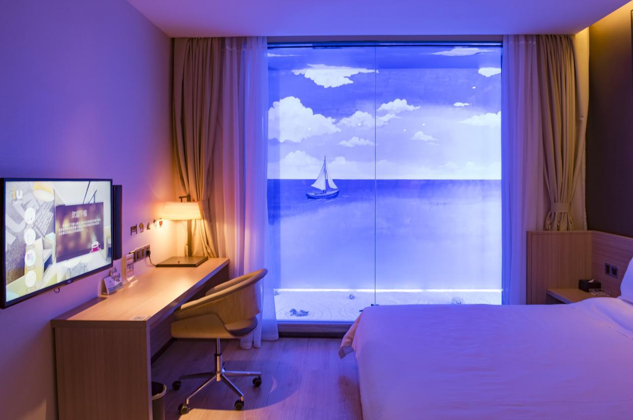 Iu Hotel Xian Xijing Hospital Tonghuamen Subway Station מראה חיצוני תמונה